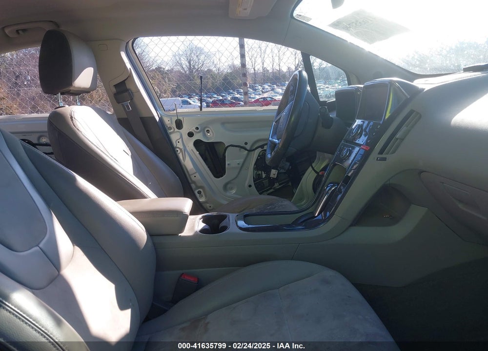 2014 CHEVROLET VOLT VIN: 1G1RD6E44EU133055