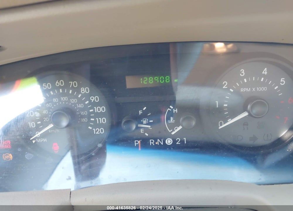 2006 MERCURY GRAND MARQUIS VIN: 2MEFM74V86X631584