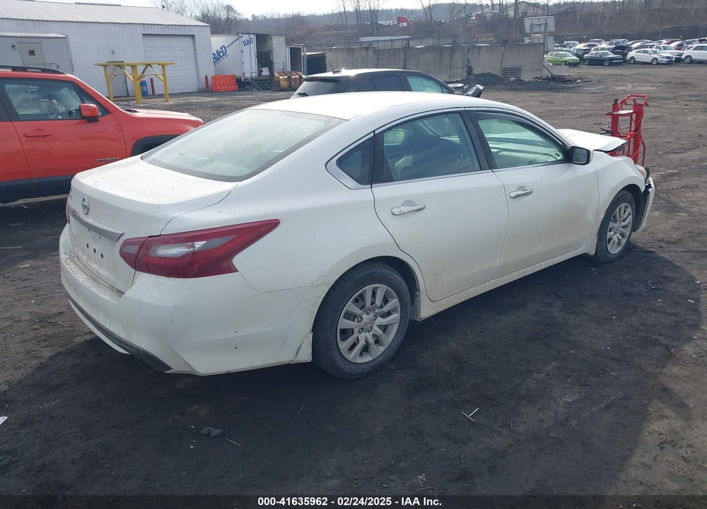 2018 NISSAN ALTIMA VIN: 1N4AL3AP4JC207375