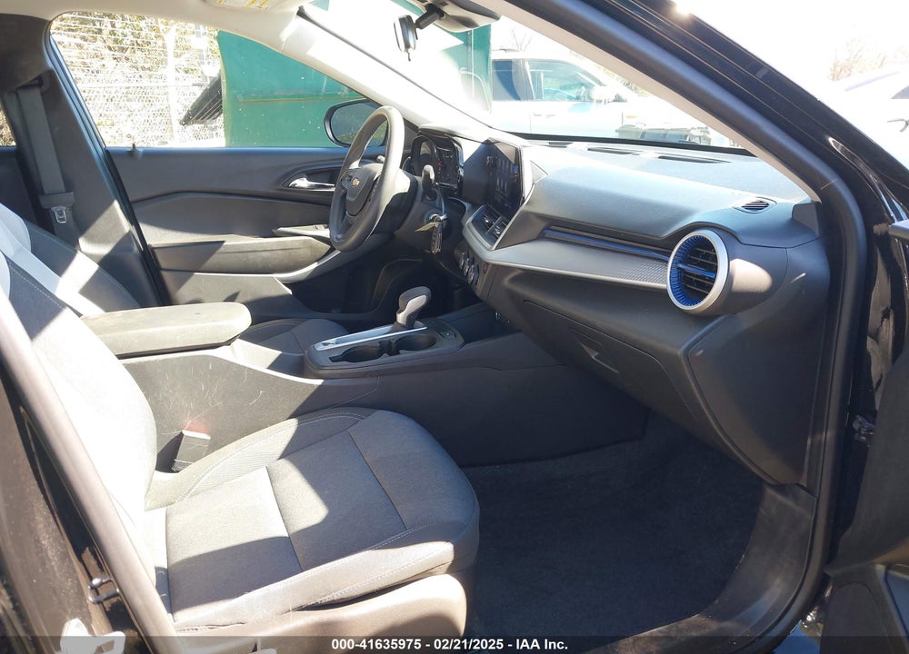 2024 CHEVROLET TRAX FWD SP VIN: KL77LFE23RC155590