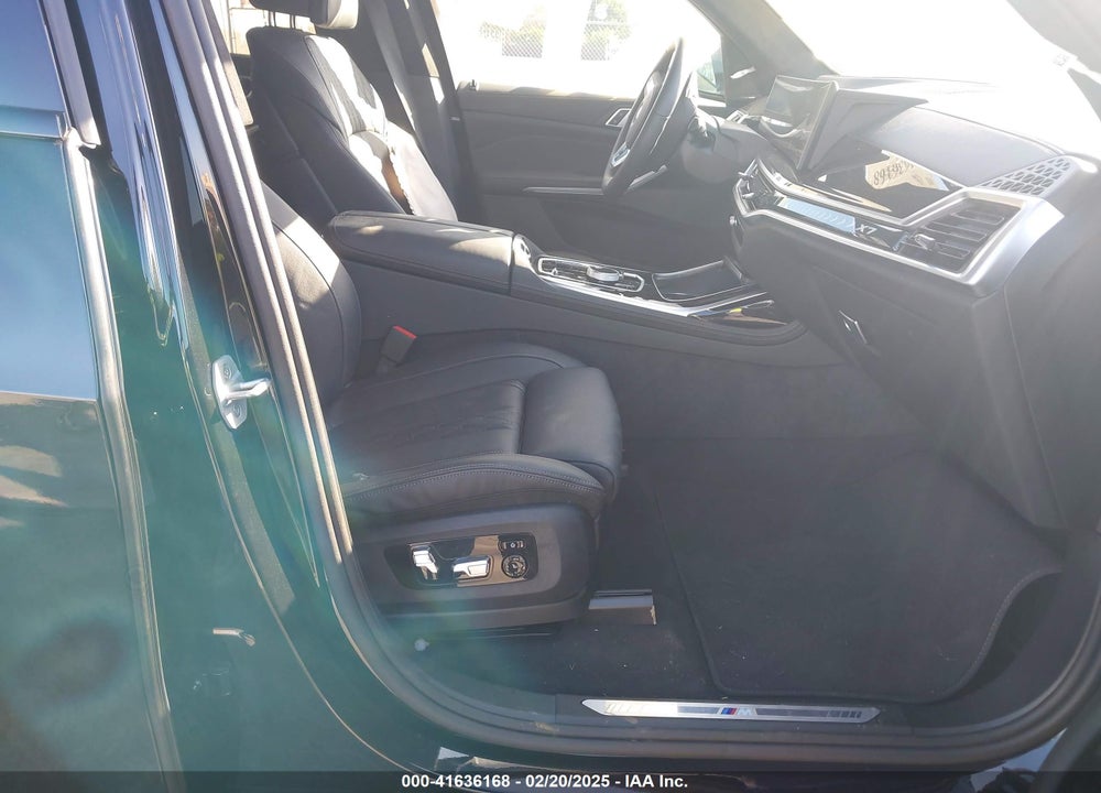 2025 BMW X7 XDRIVE40I VIN: 5UX23EM03S9Y00103