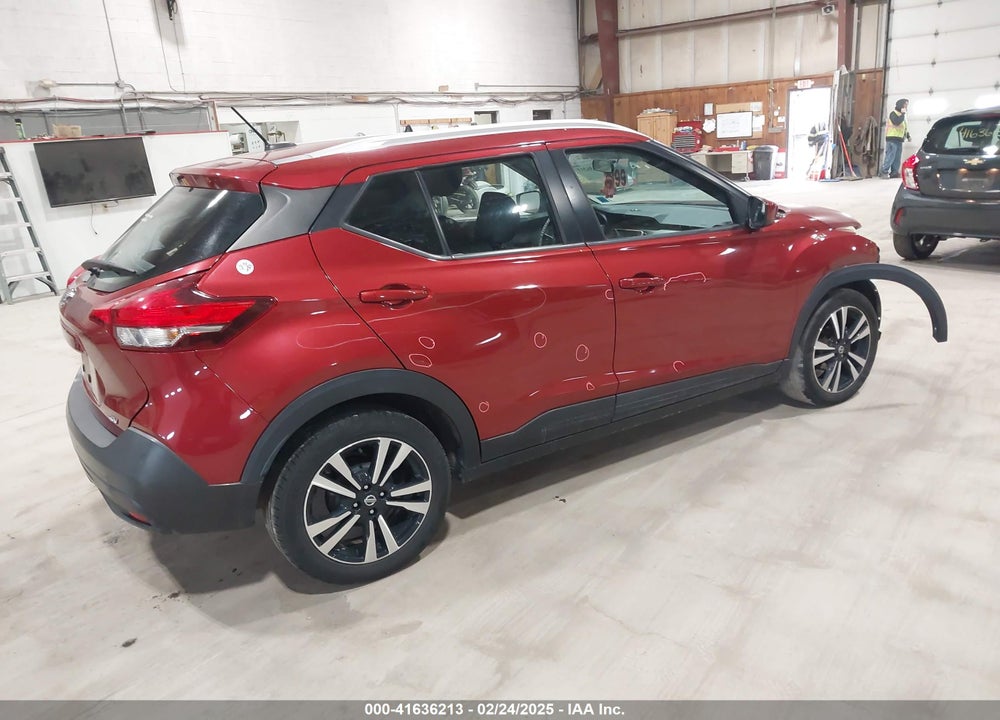 2019 NISSAN KICKS SV VIN: 3N1CP5CU4KL552985