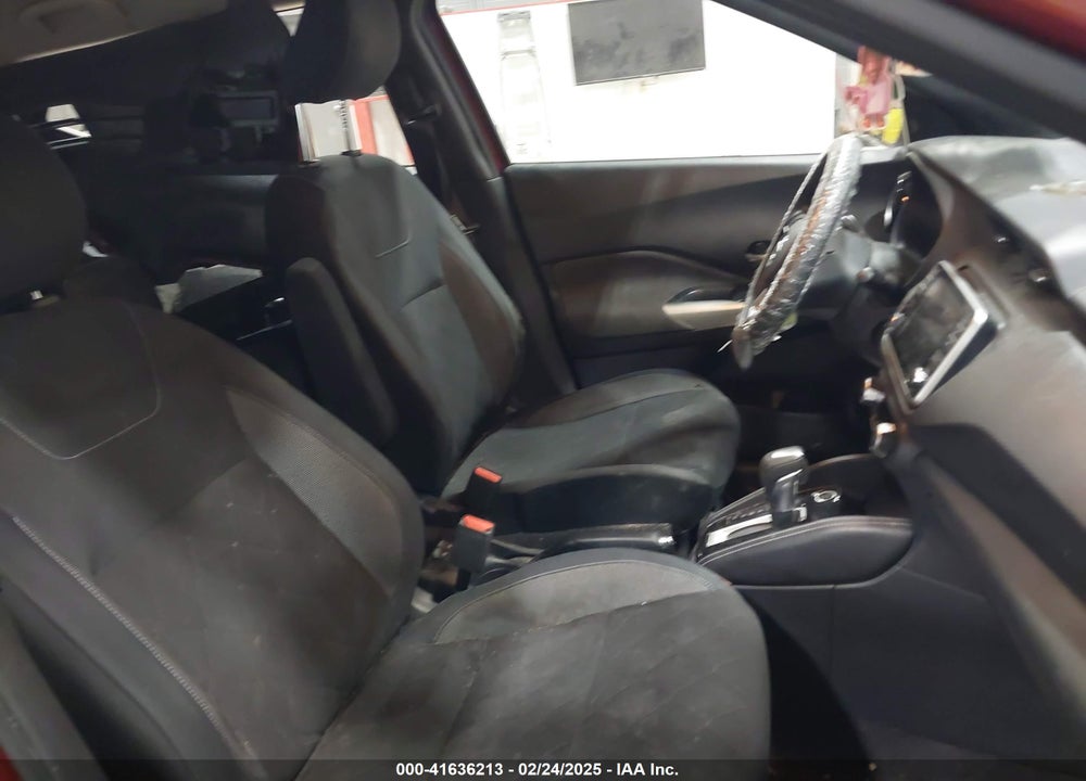 2019 NISSAN KICKS SV VIN: 3N1CP5CU4KL552985