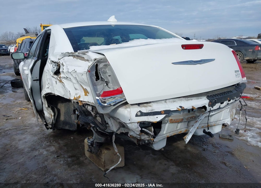 2015 CHRYSLER 300 VIN: 2C3CCAAG8FH780666