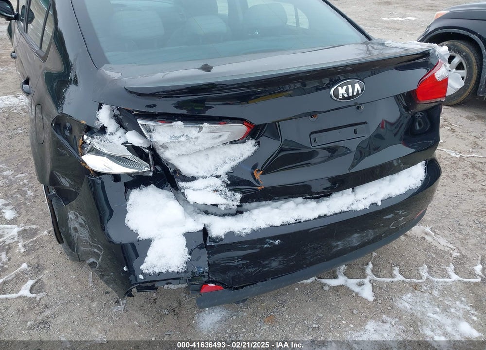 2016 KIA FORTE VIN: KNAFK4A61G5520989