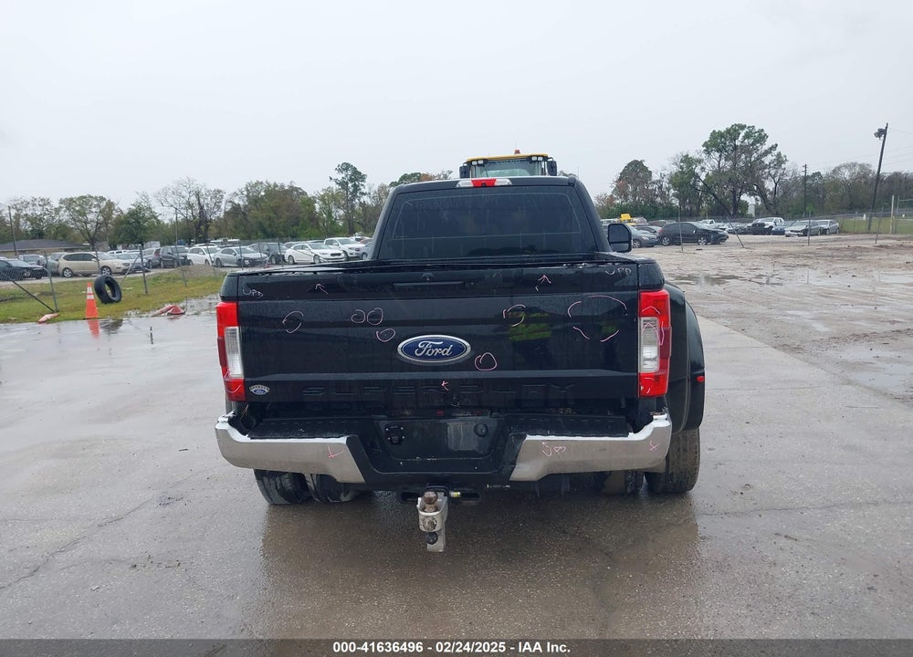 2019 FORD F-350 XL VIN: 1FT8W3DT3KED17204