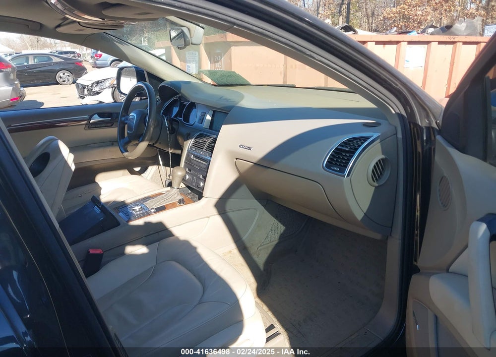 2009 AUDI Q7 3.6 5 PASSENGER/3.6 PREMIUM VIN: WA1AY74LX9D016829