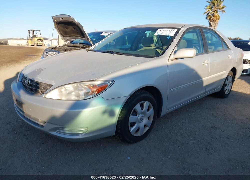 2003 TOYOTA CAMRY LE VIN: 4T1BE32K33U683928