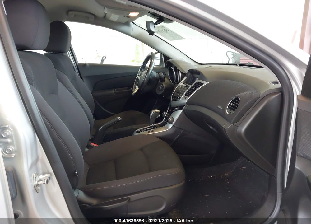 2014 CHEVROLET CRUZE 1LT AUTO VIN: 1G1PC5SB5E7258328