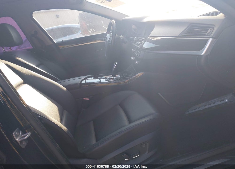2013 BMW 528I VIN: WBAXG5C5XDDY30558