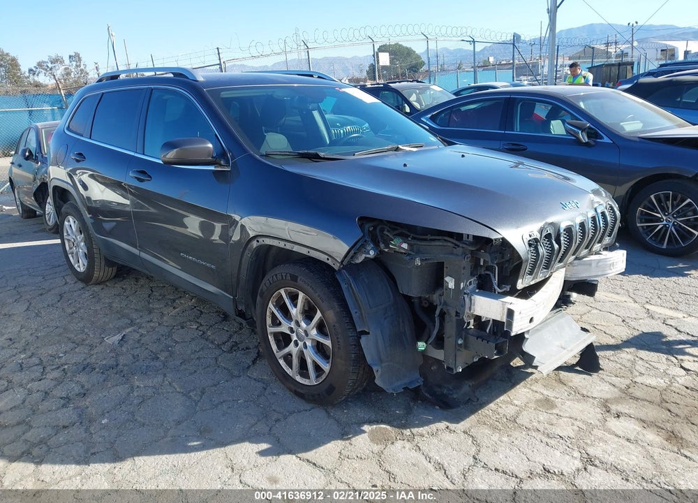 2016 JEEP CHEROKEE VIN: 1C4PJLCB6GW184748