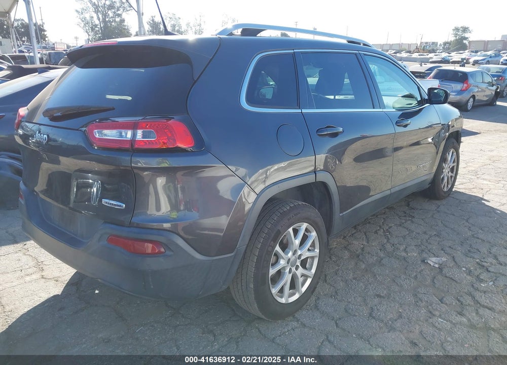2016 JEEP CHEROKEE VIN: 1C4PJLCB6GW184748