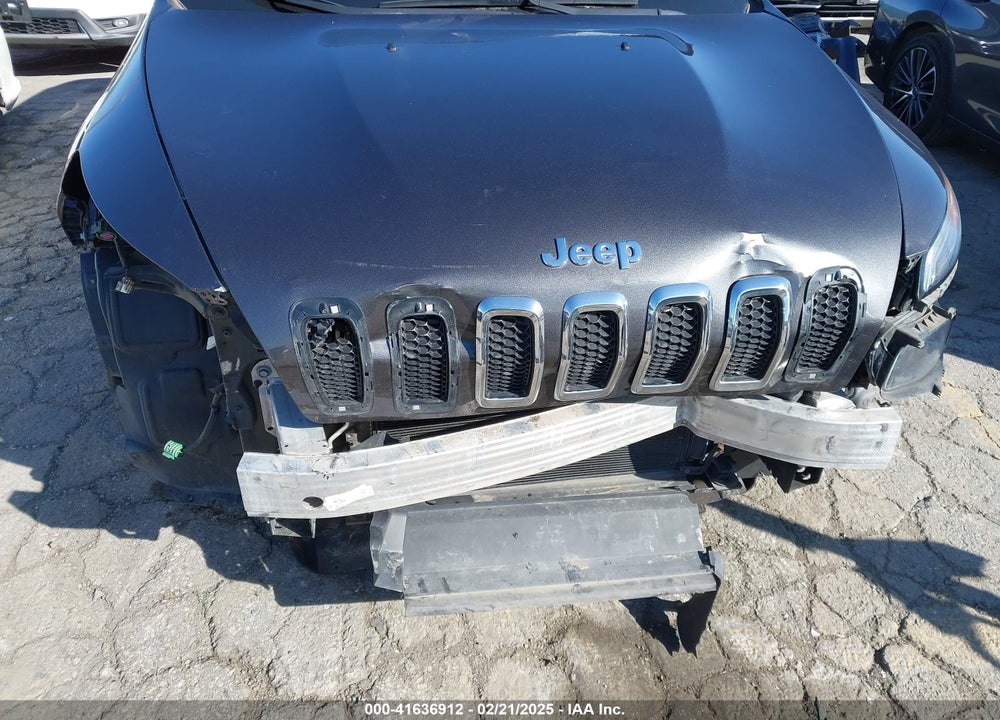 2016 JEEP CHEROKEE VIN: 1C4PJLCB6GW184748