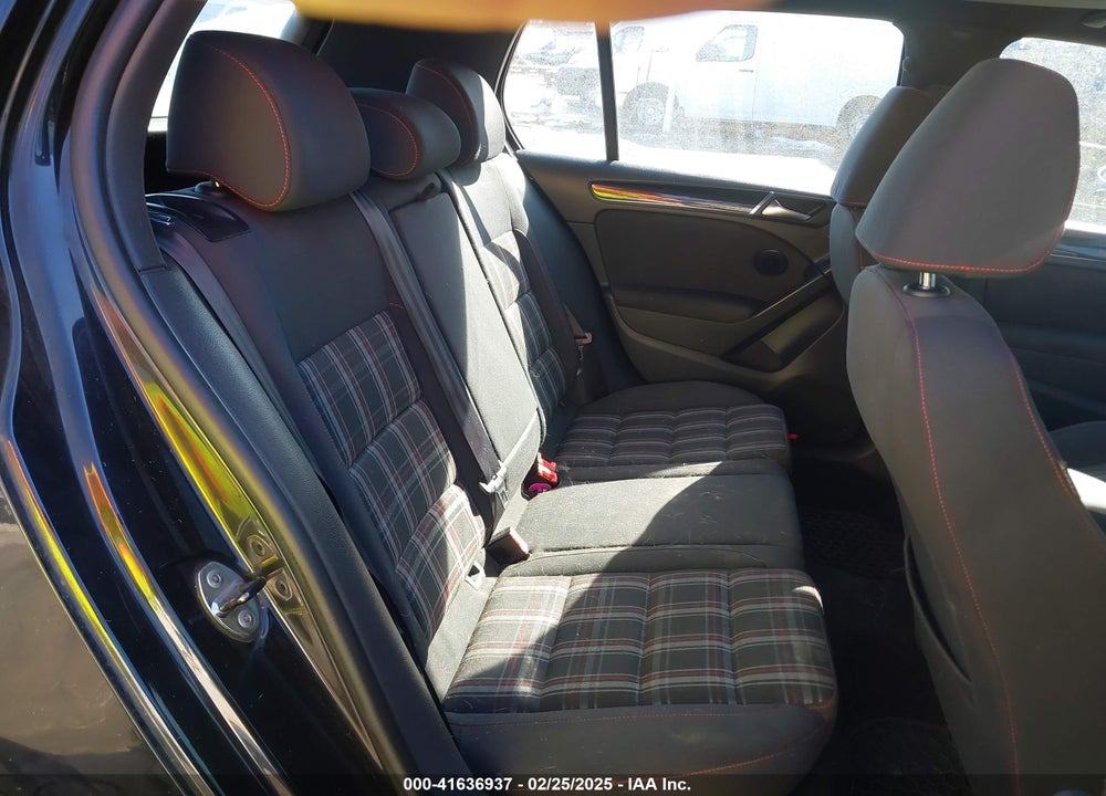 2012 VOLKSWAGEN GTI VIN: WVWGV7AJ1CW080233