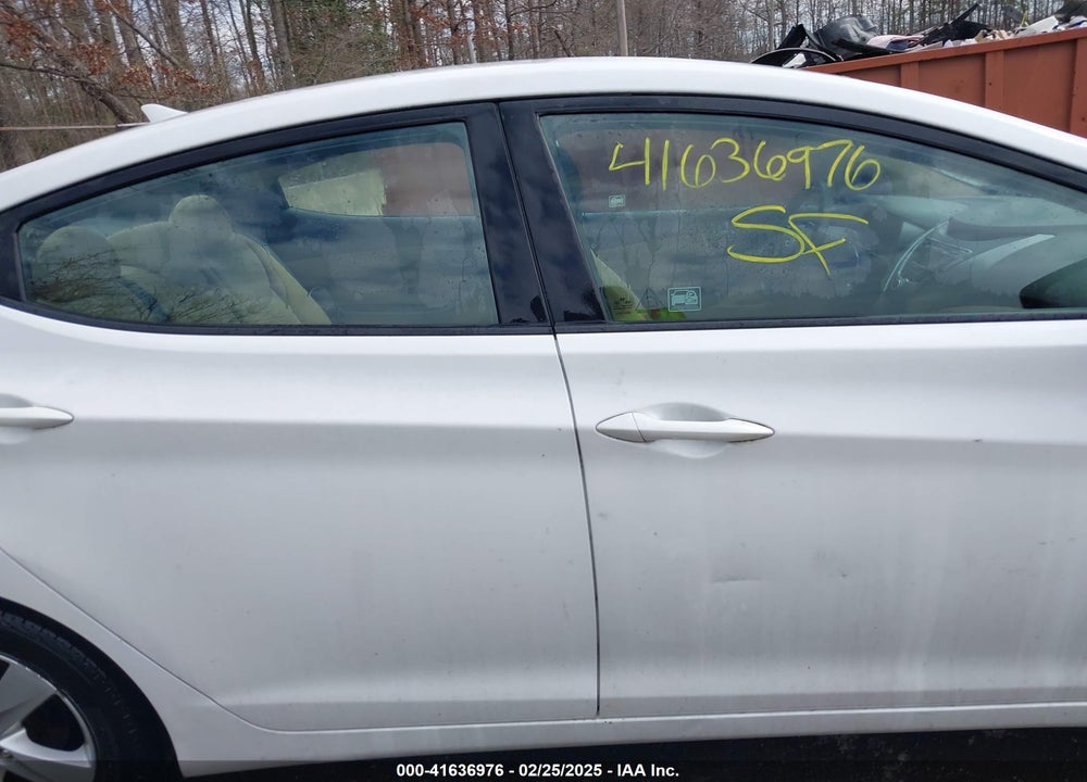 2013 HYUNDAI ELANTRA VIN: 5NPDH4AE1DH203130