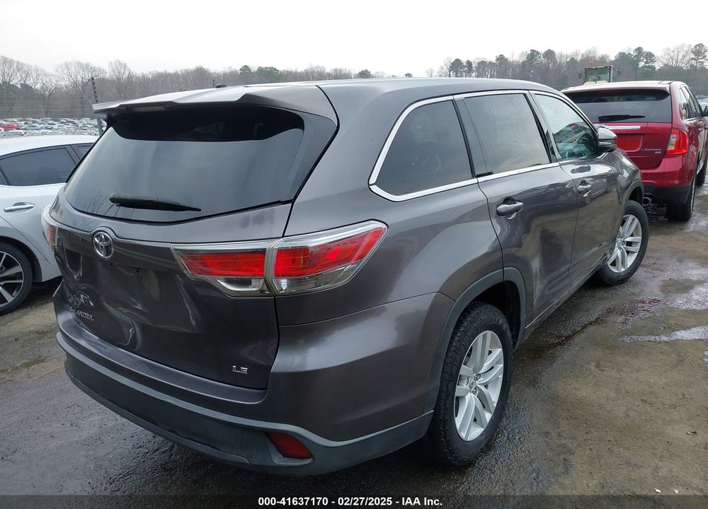 2015 TOYOTA HIGHLANDER LE V6 VIN: 5TDZKRFH7FS098047