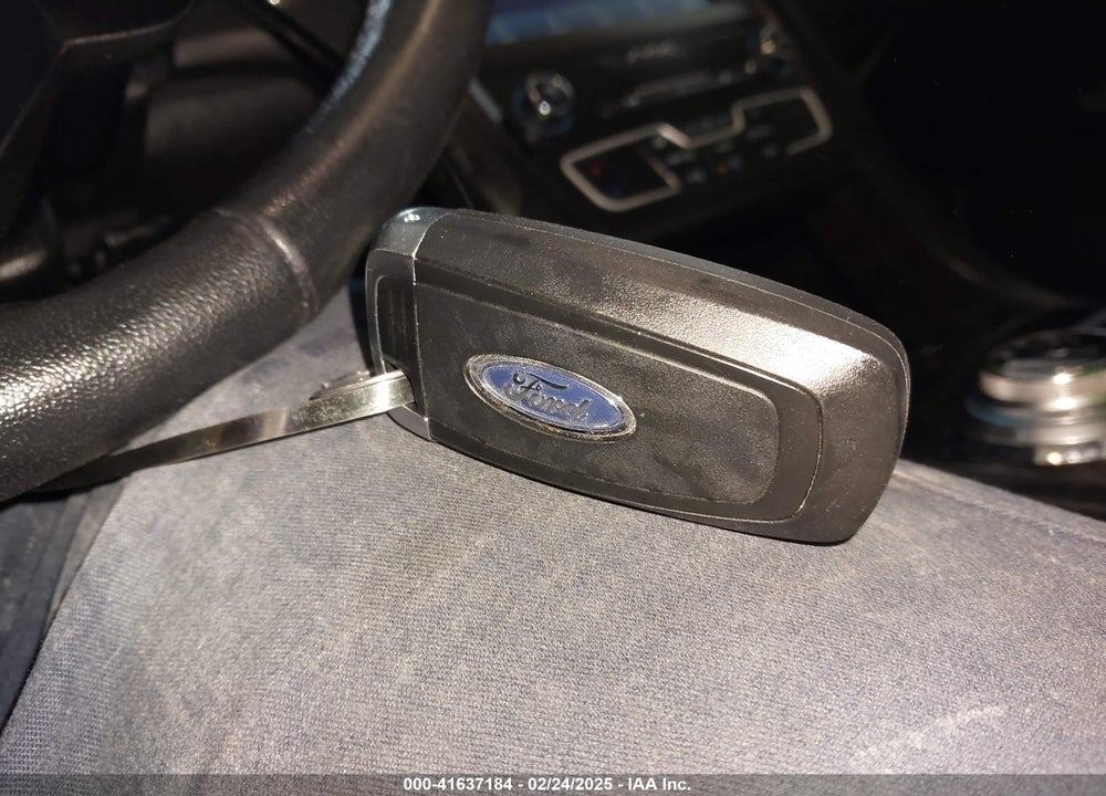 2020 FORD FUSION VIN: 3FA6P0HD2LR186356
