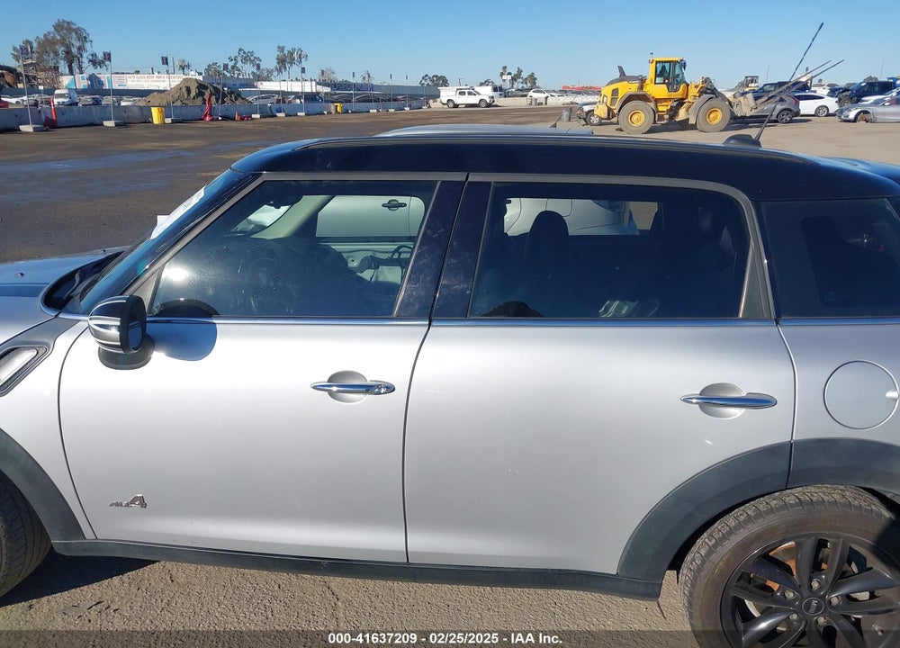 2013 MINI COUNTRYMAN COOPER S VIN: WMWZC5C58DWP30774