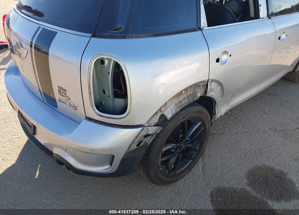 2013 MINI COUNTRYMAN COOPER S VIN: WMWZC5C58DWP30774