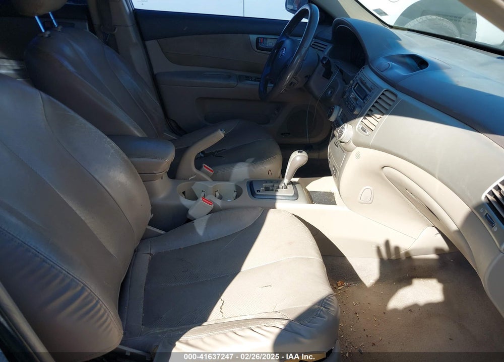 2007 KIA OPTIMA VIN: KNAGE124175095989