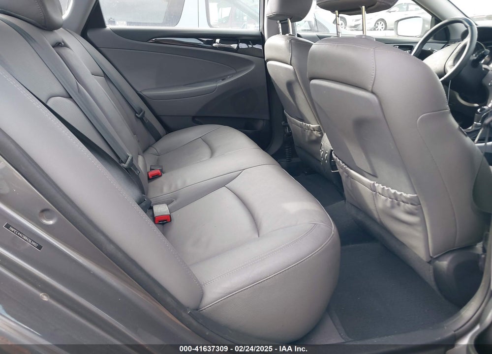 2011 HYUNDAI SONATA LIMITED VIN: 5NPEC4AC0BH263902