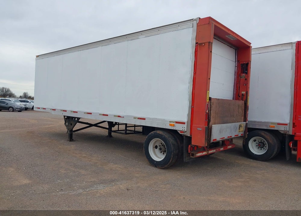 1999 UTILITY TRAILER MFG UNKNOWN VIN: 1UYVS1280XC147325