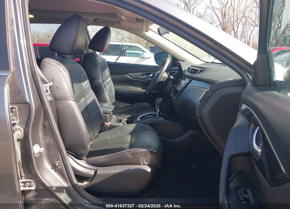 2015 NISSAN ROGUE VIN: 5N1AT2MV9FC806113