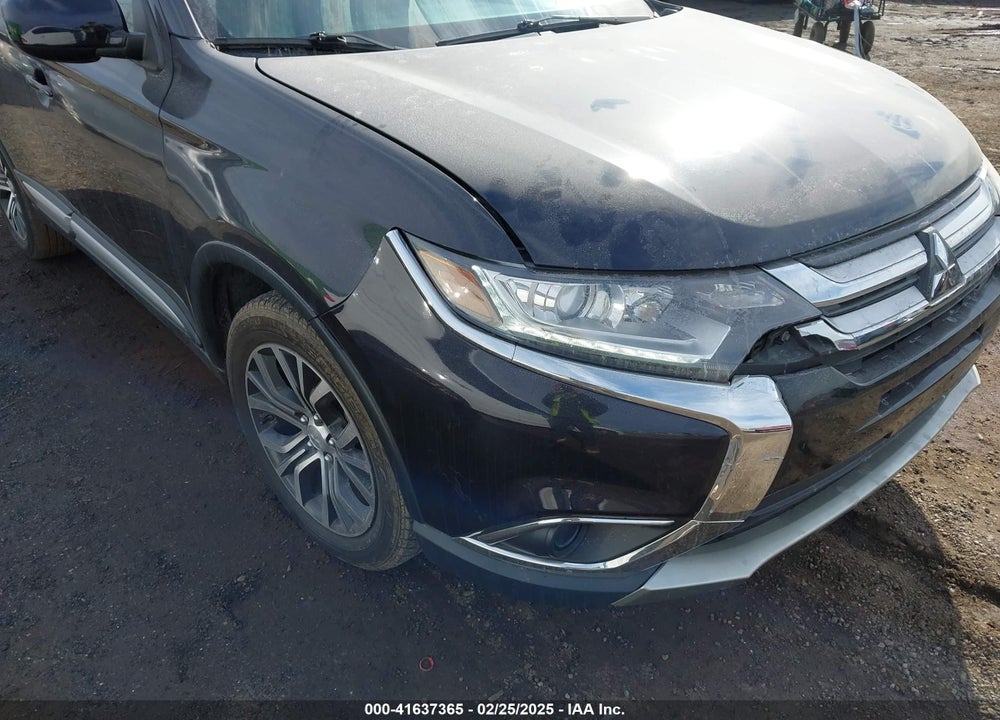 2018 MITSUBISHI OUTLANDER VIN: JA4AD2A39JZ052568