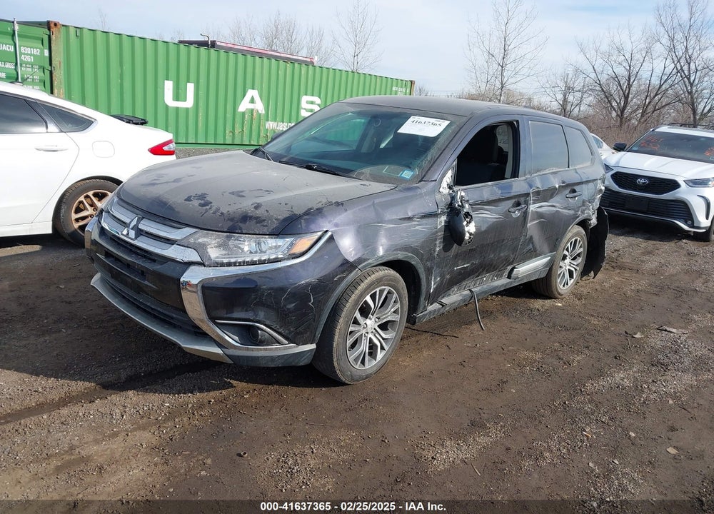 2018 MITSUBISHI OUTLANDER VIN: JA4AD2A39JZ052568
