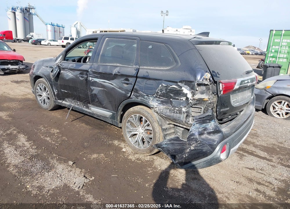 2018 MITSUBISHI OUTLANDER VIN: JA4AD2A39JZ052568