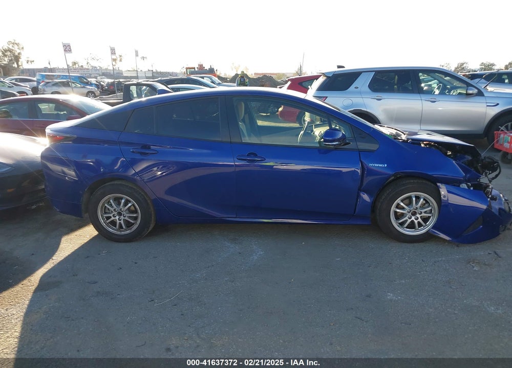 2018 TOYOTA PRIUS VIN: JTDKARFU2J3056932