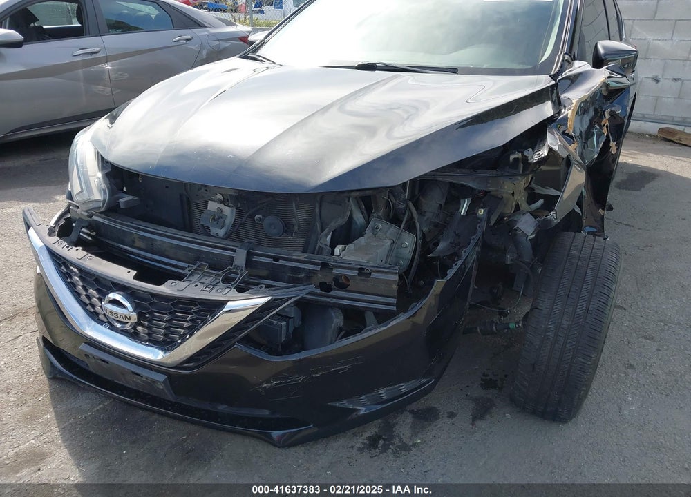 2018 NISSAN SENTRA VIN: 3N1AB7AP5JL632180