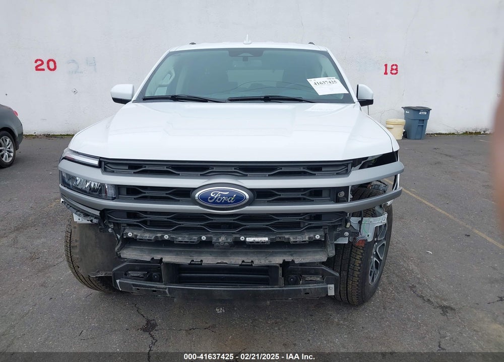 2024 FORD EXPEDITION XLT VIN: 1FMJU1J84REA58840
