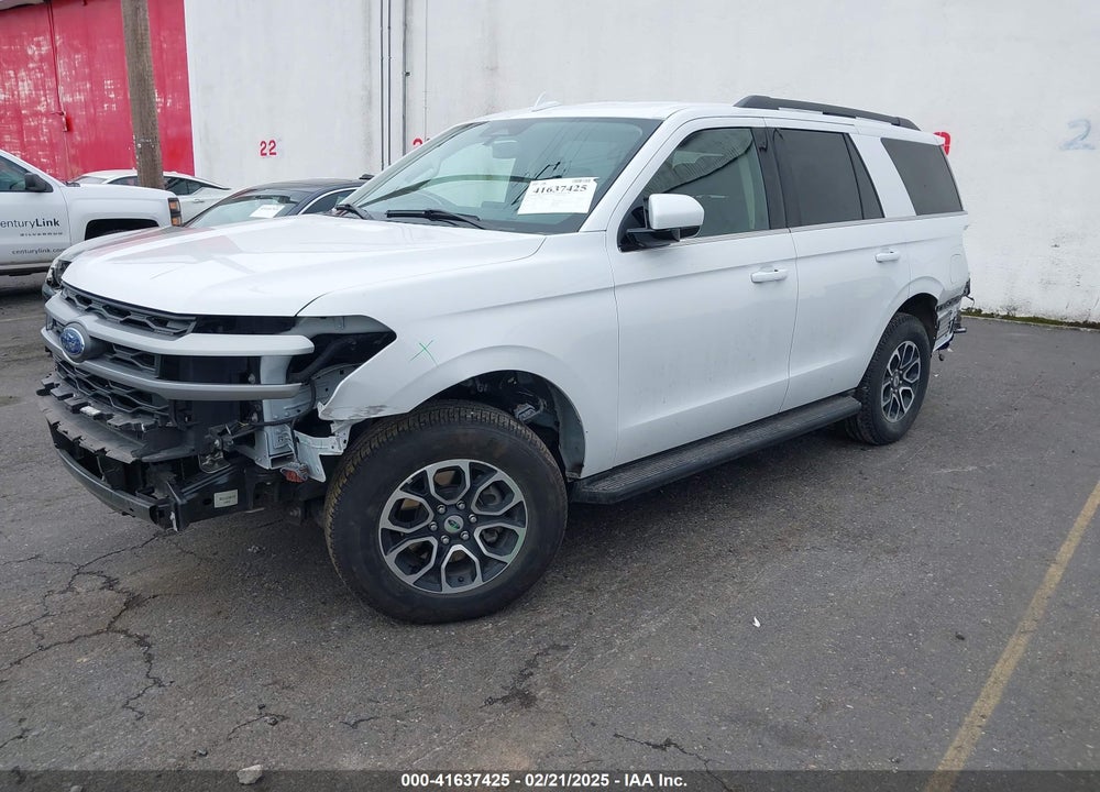 2024 FORD EXPEDITION XLT VIN: 1FMJU1J84REA58840