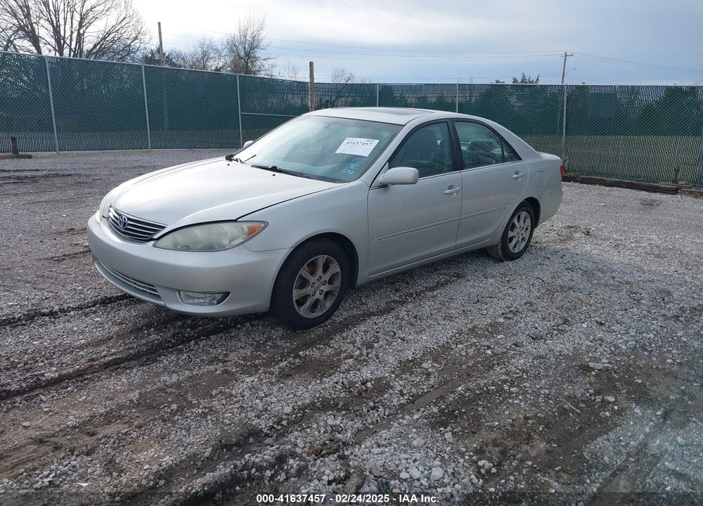 2005 TOYOTA CAMRY XLE VIN: 4T1BE32K95U945681