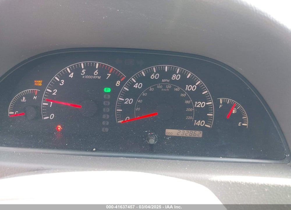 2005 TOYOTA CAMRY XLE VIN: 4T1BE32K95U945681