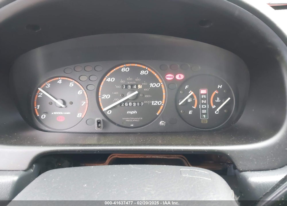 2000 HONDA CR-V LX VIN: JHLRD1840YC027995