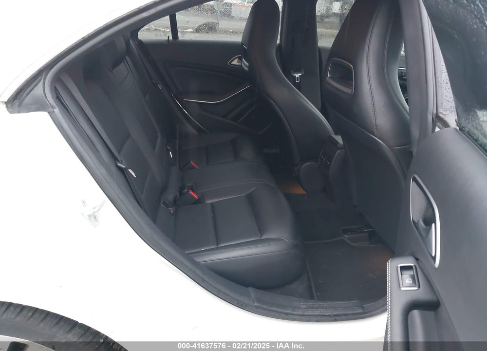2015 MERCEDES-BENZ CLA 250 VIN: WDDSJ4GB2FN206622