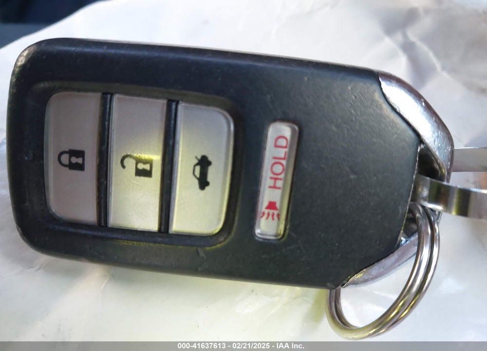 2015 HONDA ACCORD VIN: 1HGCR2F88FA037684