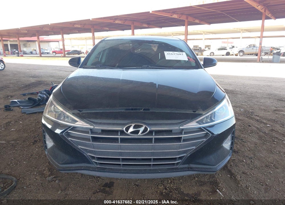 2020 HYUNDAI ELANTRA VIN: 5NPD74LF9LH593675