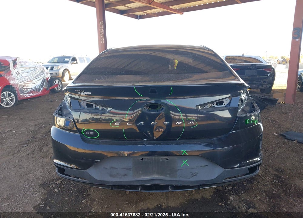 2020 HYUNDAI ELANTRA VIN: 5NPD74LF9LH593675