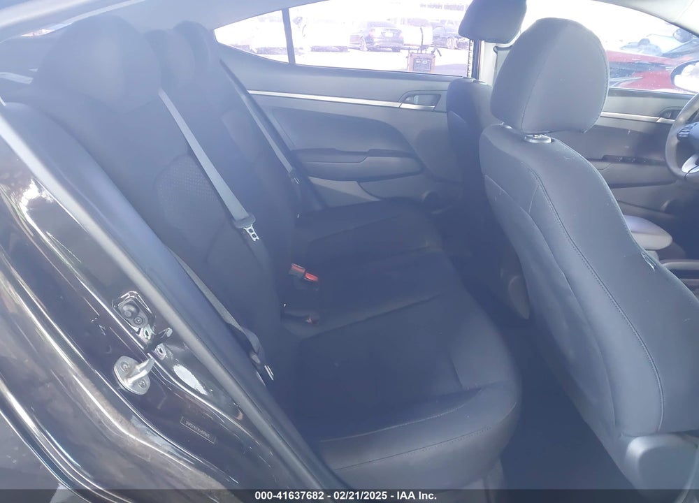 2020 HYUNDAI ELANTRA VIN: 5NPD74LF9LH593675