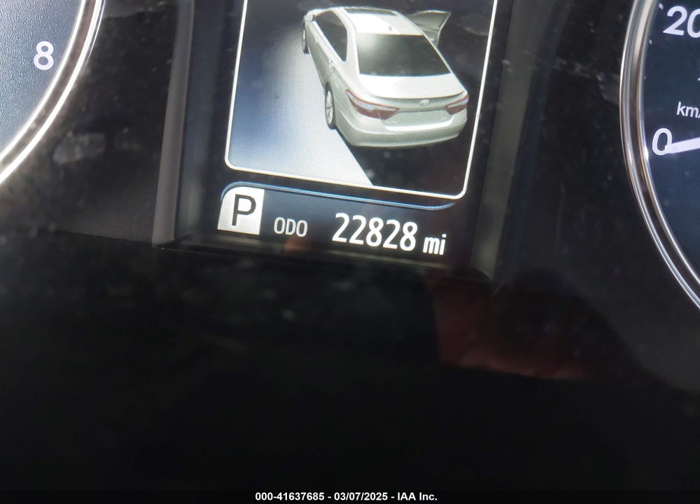 2017 TOYOTA CAMRY VIN: 4T1BF1FK7HU321037