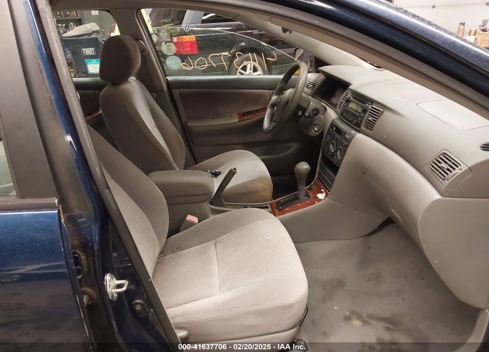 2005 TOYOTA COROLLA LE VIN: 2T1BR32E05C465366