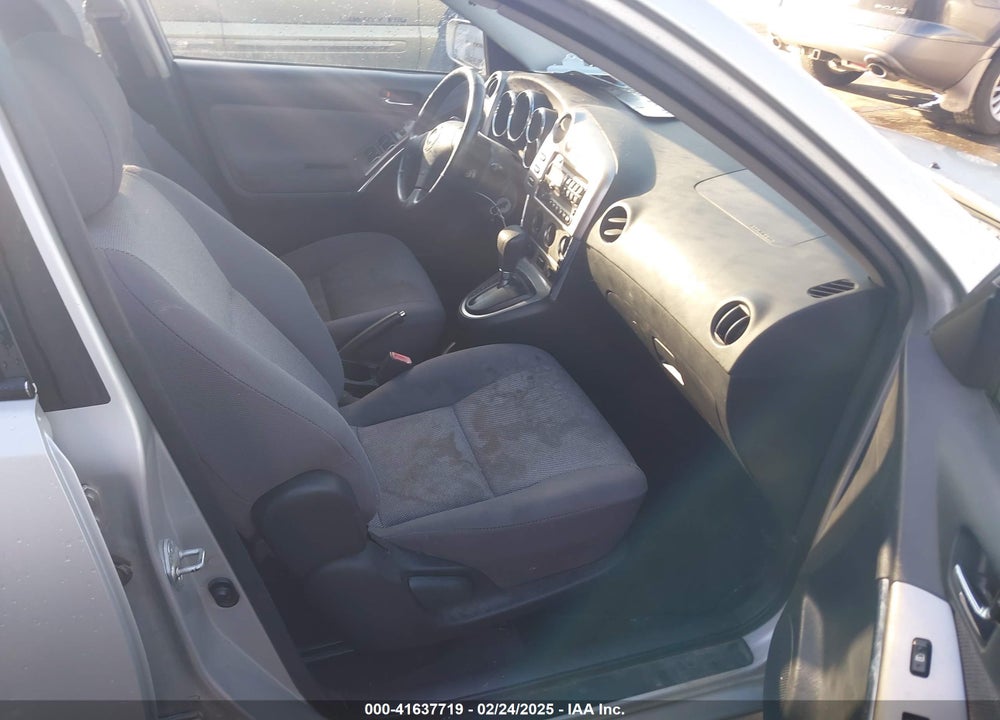2003 TOYOTA MATRIX/XR VIN: 2T1KR32E63C037332