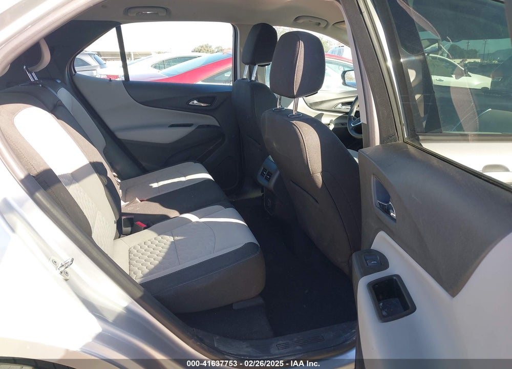 2019 CHEVROLET EQUINOX LS VIN: 3GNAXHEV0KS619090