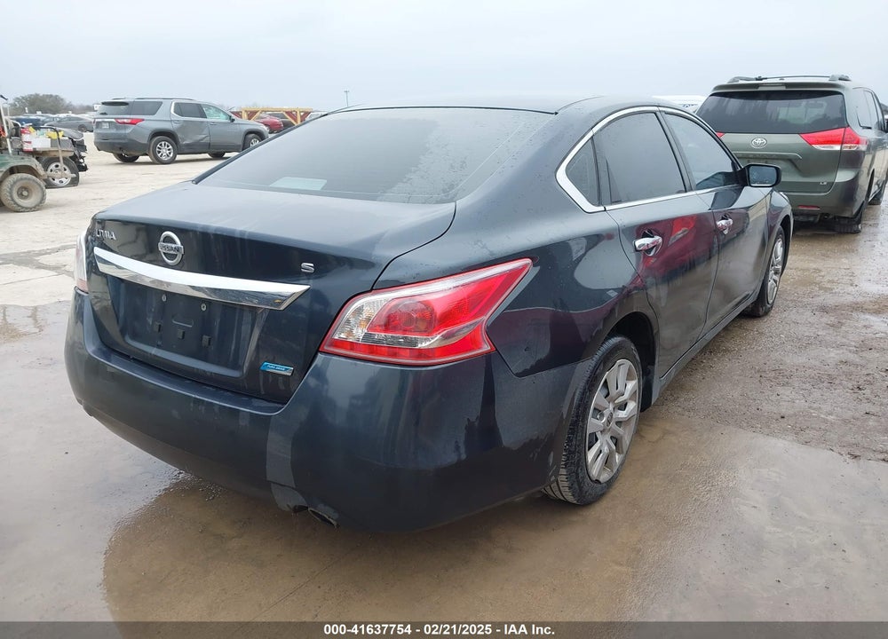 2013 NISSAN ALTIMA VIN: 1N4AL3AP8DC238942