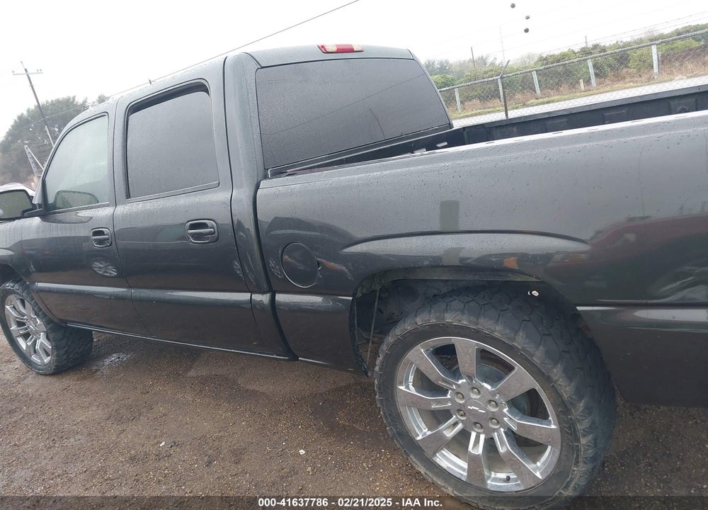 2005 CHEVROLET SILVERADO 1500 Z71 VIN: 2GCEK13T751159007