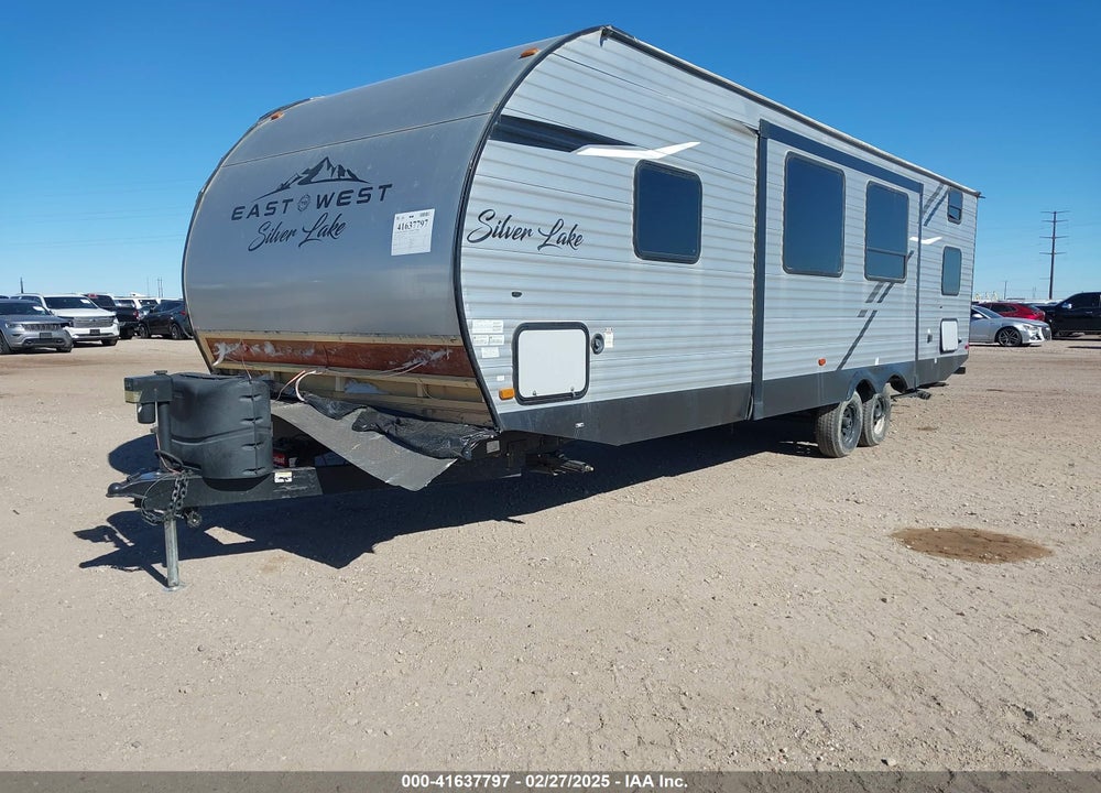 2022 KEYSTONE EAST TO WEST SILVER LAKE TRAVEL TRAILER VIN: 5ZT2SKSB1N9007649