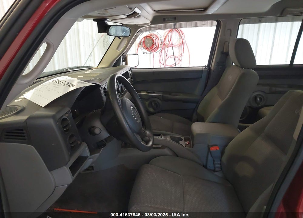 2007 JEEP COMMANDER VIN: 1J8HG48K17C669942